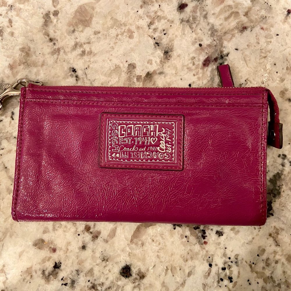 Coach Poppy Large Zip Top Wallet Fuschia